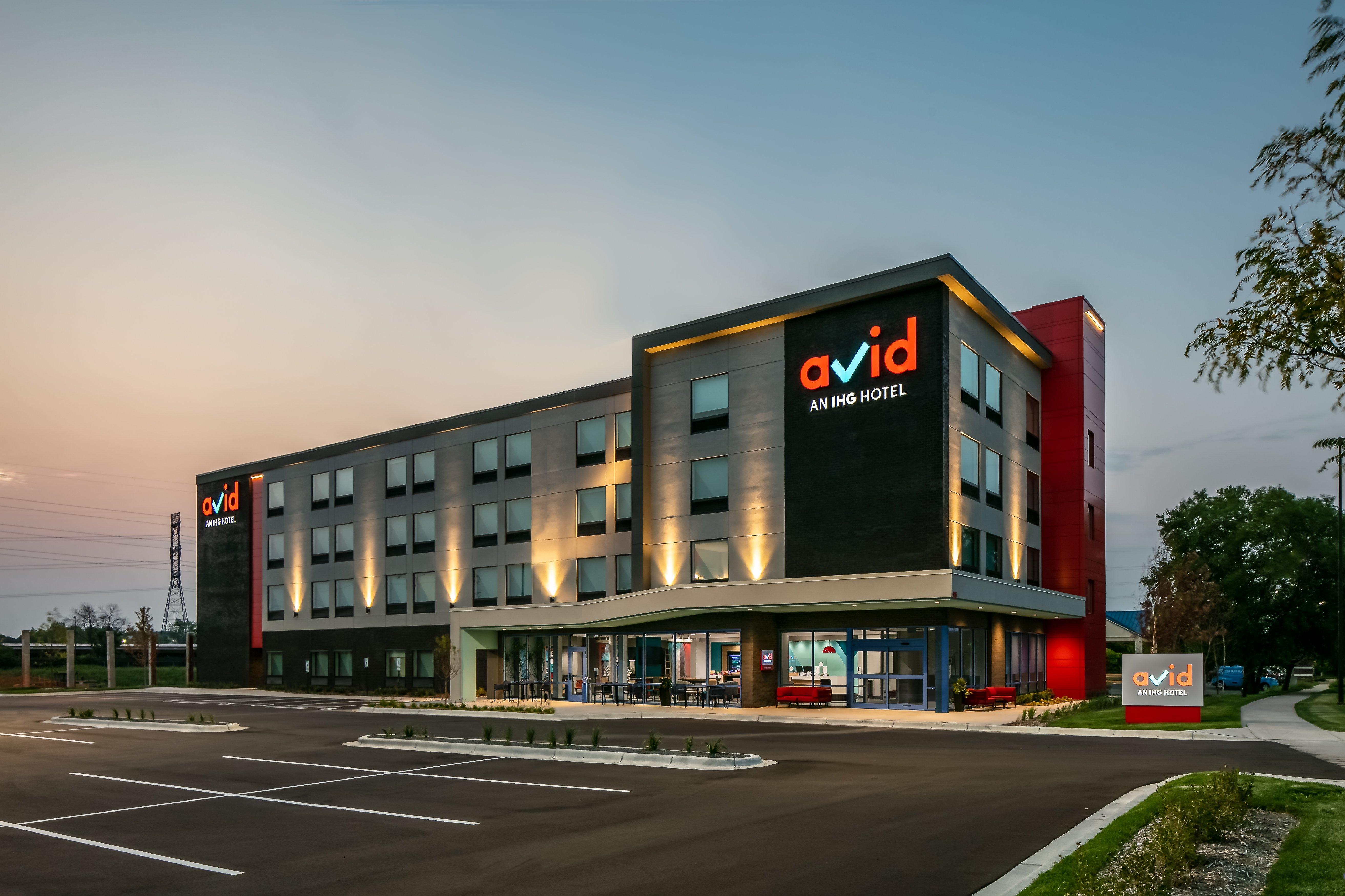 Avid Hotels - Roseville - Minneapolis North, An Ihg Hotel Екстериор снимка